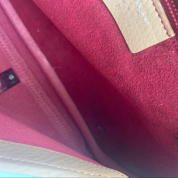 Salvatore Ferragamo Tan Pebble Leather ShoulderBag - Picture 9 of 9